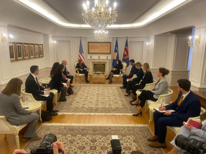 Presidentja Osmani takohet me administratoren e USAID, Samantha Power