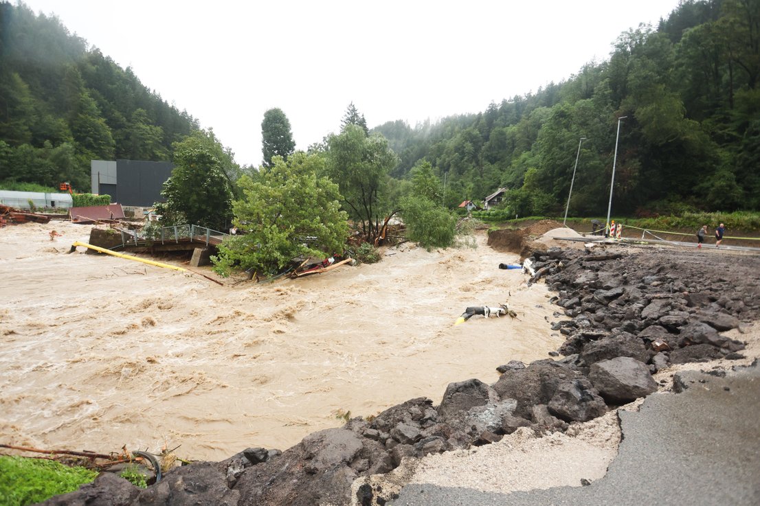 Përmbytjet në Slloveni (Foto: 24ur.com)