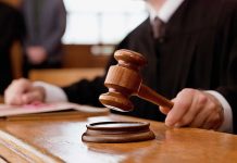 Aktakuzë për tentim vrasje ndaj burrit që sulmoi bashkëshorten e vajzën me thikë në Prizren