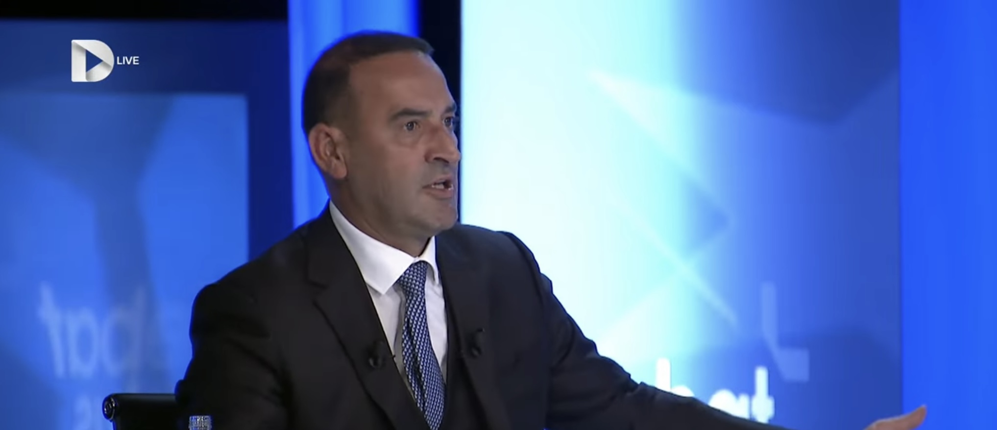 Haradinaj paralajmëron padi ndaj atyre që e përfshijnë familjen e tij në akuza pa fakte: Do të përballet me pasoja
