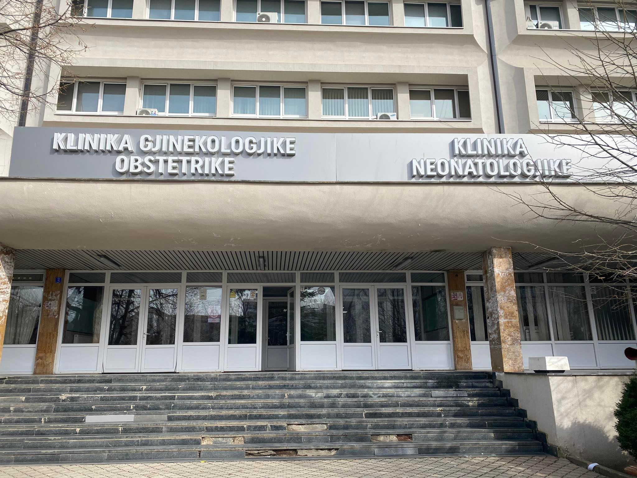 Inspektorati i Punës ndalon përdorimin e ashensorit në Gjinekologji  është i pasigurt dhe paraqet rrezik