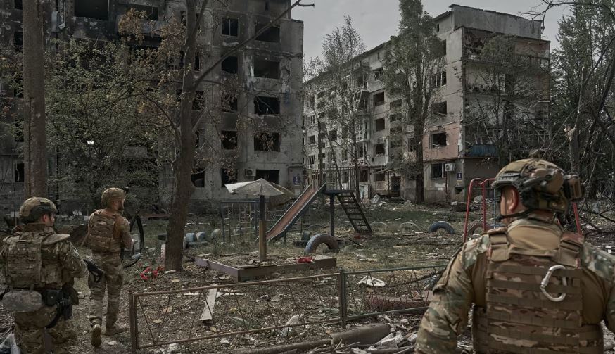 Shumica e ukrainasve kundër tërheqjes nga Donetsku në këmbim të garancive të sigurisë