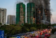 Zjarri masiv në Hong Kong: Dhjetëra të vdekur, qindra të zhdukur