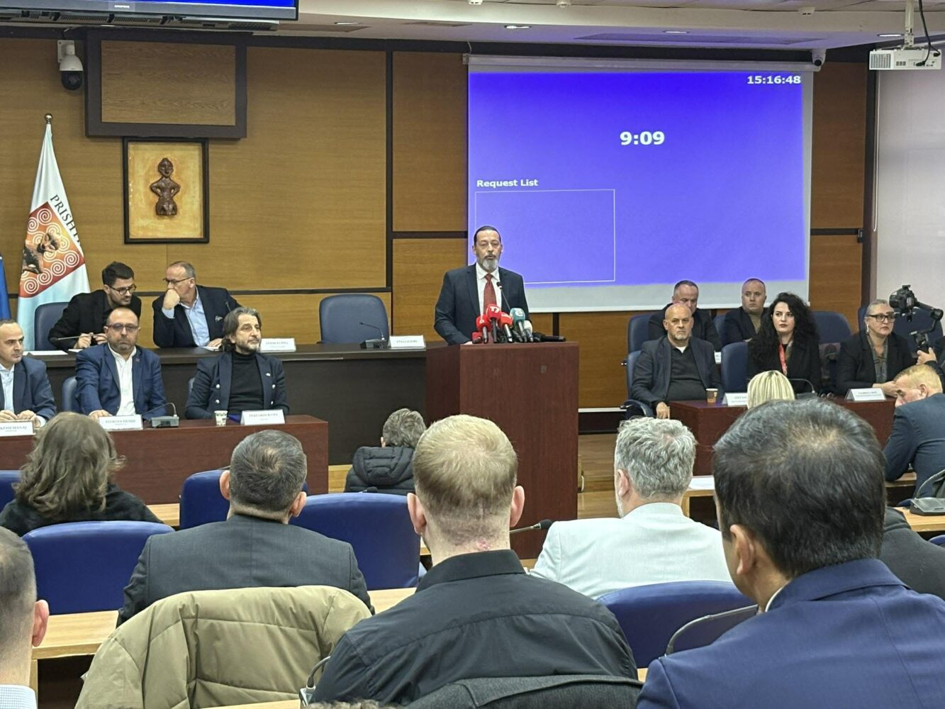 Kuvendi i Prishtinës diskuton në seancë të jashtëzakonshme për bllokadën e buxhetit