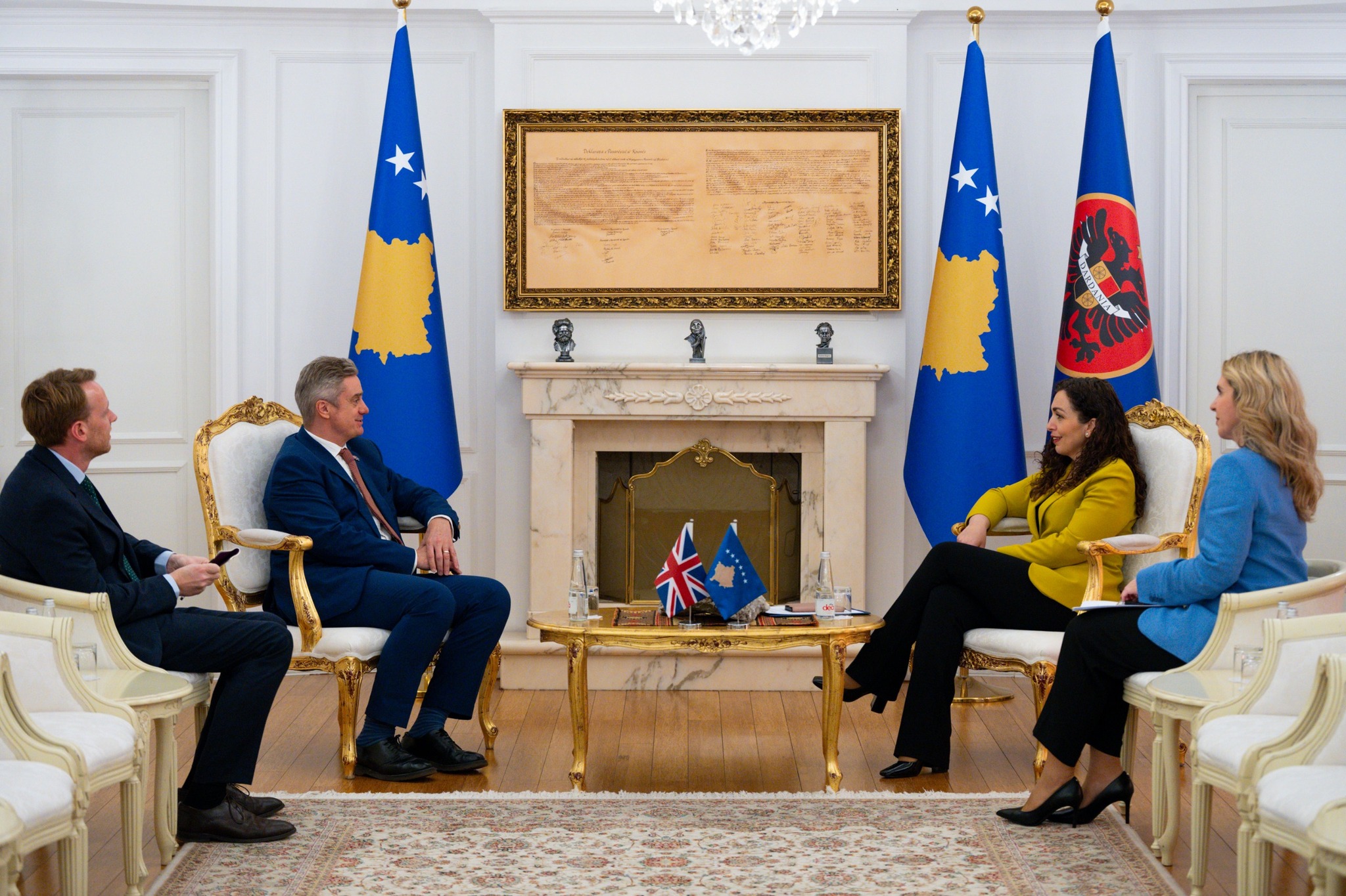 Osmani pret në takim ambasadorin britanik  diskutojnë për zhvillimet politike dhe sigurinë në vend