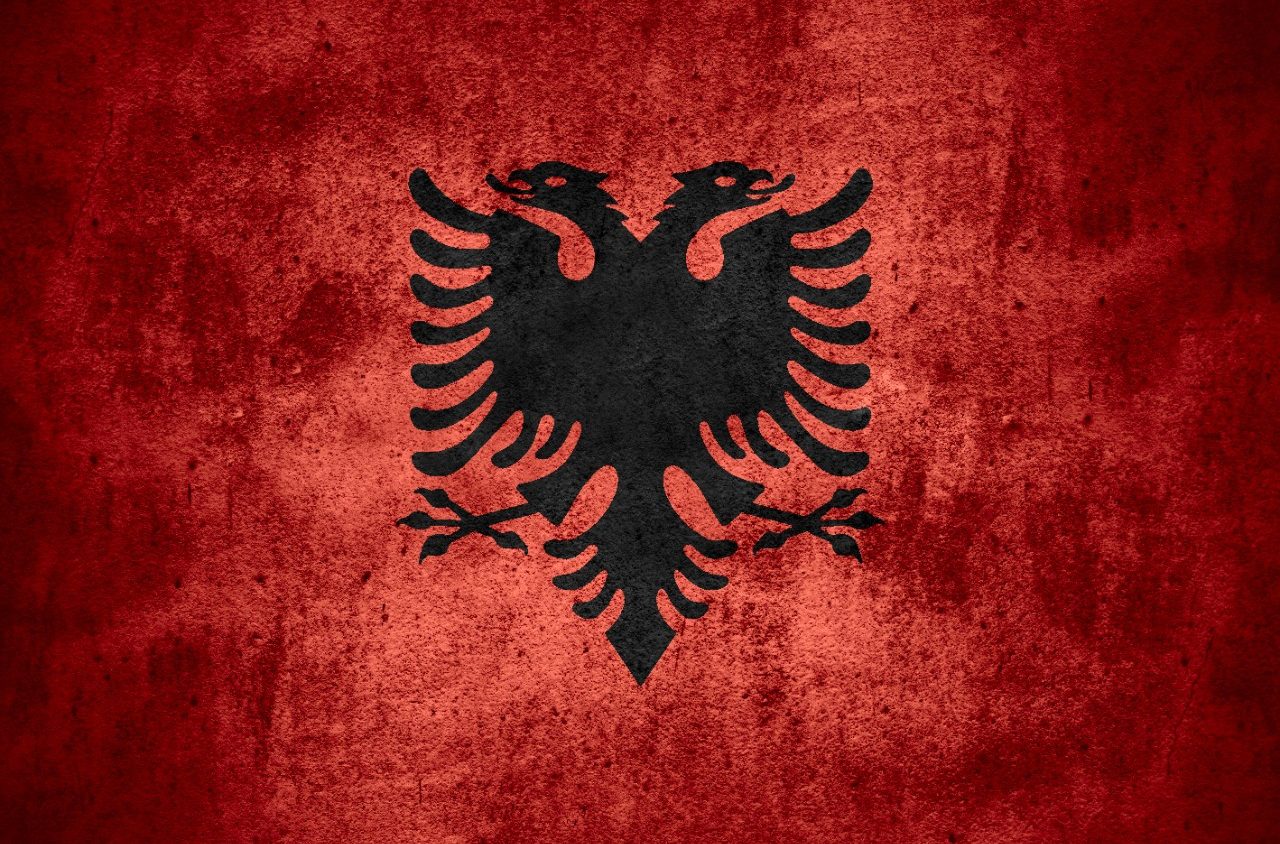 28-nentori-dita-e-shqiptareve