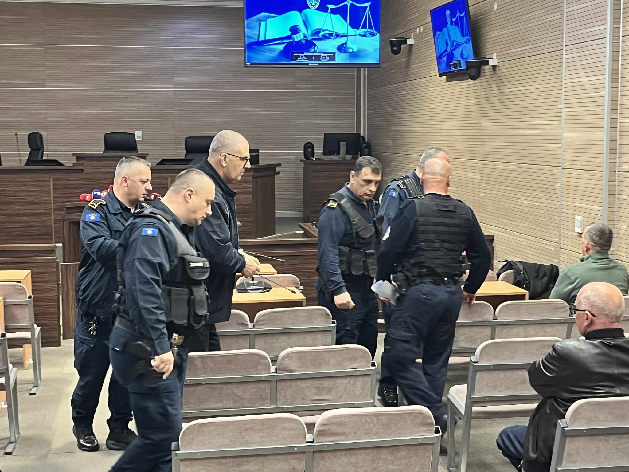 Të akuzuarit për spiunazh te BIA serbe  Bedri Shabani e Muharrem Qerimi para gjykatës