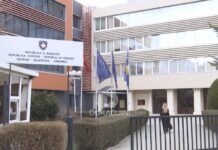 Sot mblidhen disa komisione parlamentare