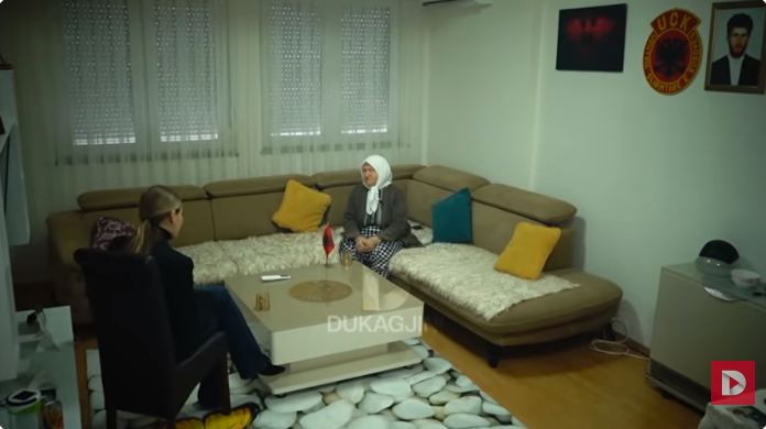  Si jetuam     Lulet i ujitëm me gjakun e Feimit    Rrëfen nëna e dëshmorëve  Bedrush dhe Feim Gashi