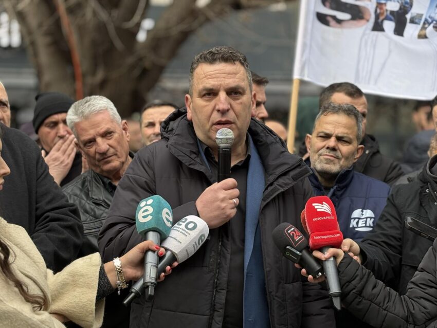 Llumnica kërkon pagën e 13 të për punëtorët e KEK ut  Ndjersa jonë po keqpërdoret