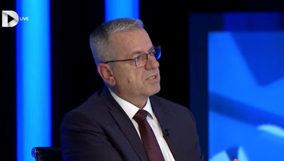 Hazrolli thotë se është kontaktuar nga LVV e partitë tjera për t u bërë pjesë e listës zgjedhore