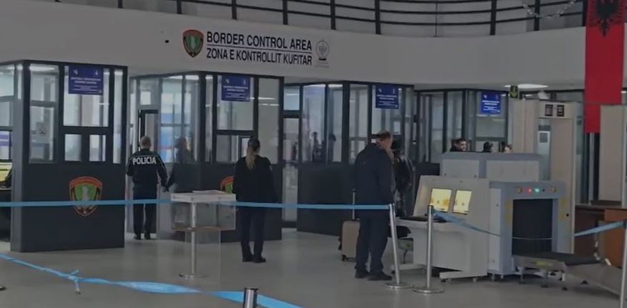 Fluks pasagjerësh në portin e Vlorës për festat e fundvitit