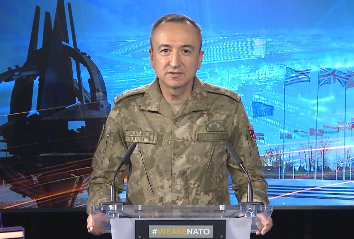 Komandanti i KFOR it viziton Beogradin  flet për sigurinë në rajon