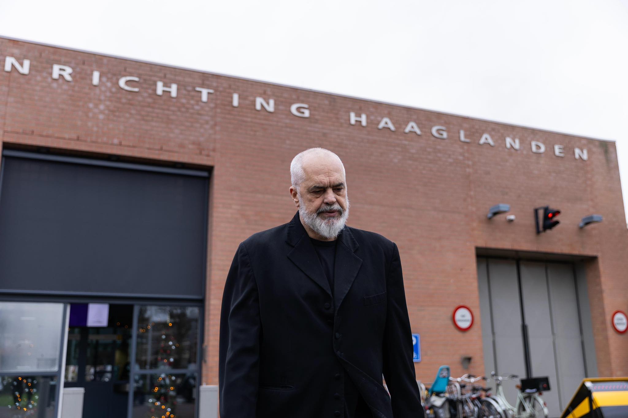 Rama rrëfen takimin me Thaçin në Hagë  Burgosja e ish krerëve të UÇK së  padrejtësi në zemër të Evropës