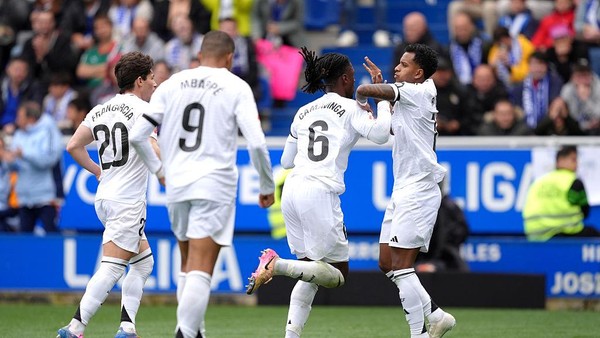 Presioni mbi Xabi Alonson   Real Madridi  i detyruar  të fitojë ndaj Alavesit