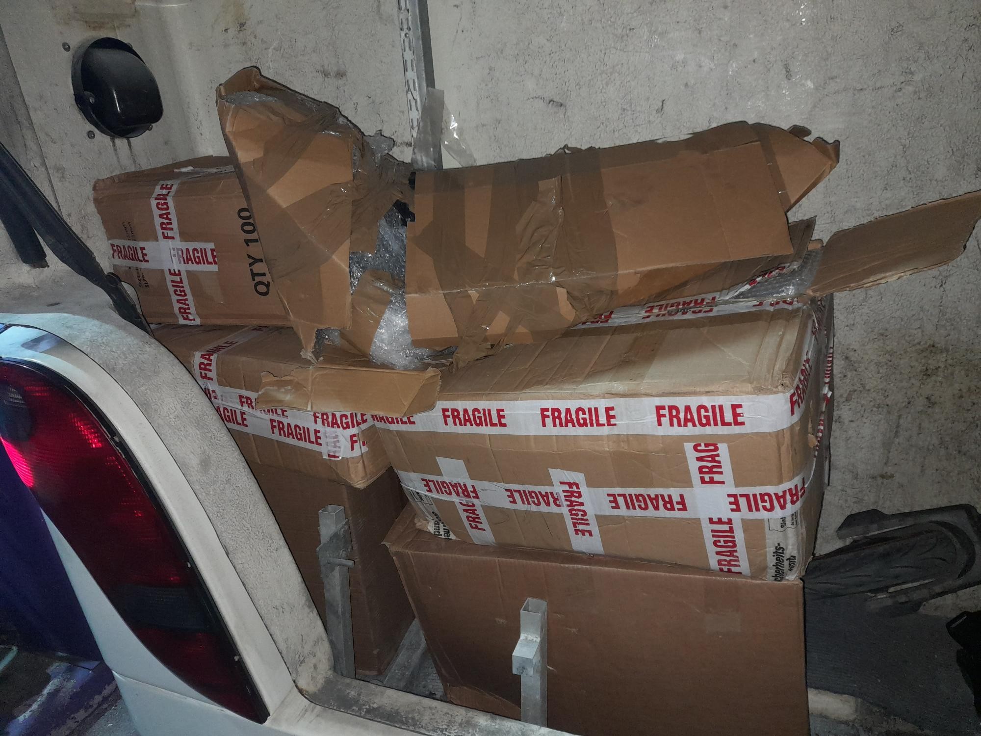 Ndalohet autobusi në Vërmicë  i gjenden mallra të padeklaruara   vlera mbi 5 mijë euro