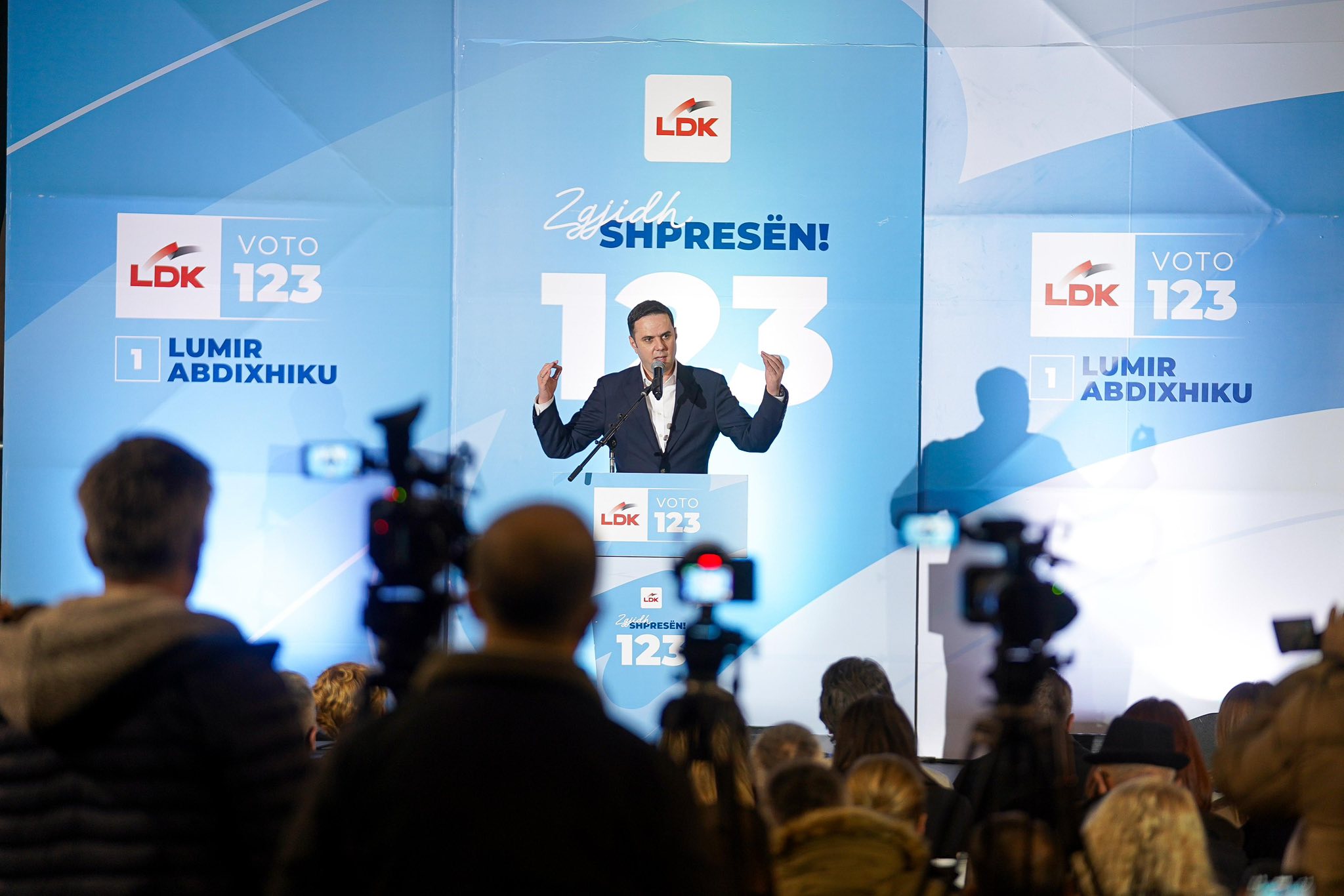  Nuk ka tmerr më të madh se me kry mjekësinë dhe mos me arritë me pas specializim    Abdixhiku u premton specializim mjekëve