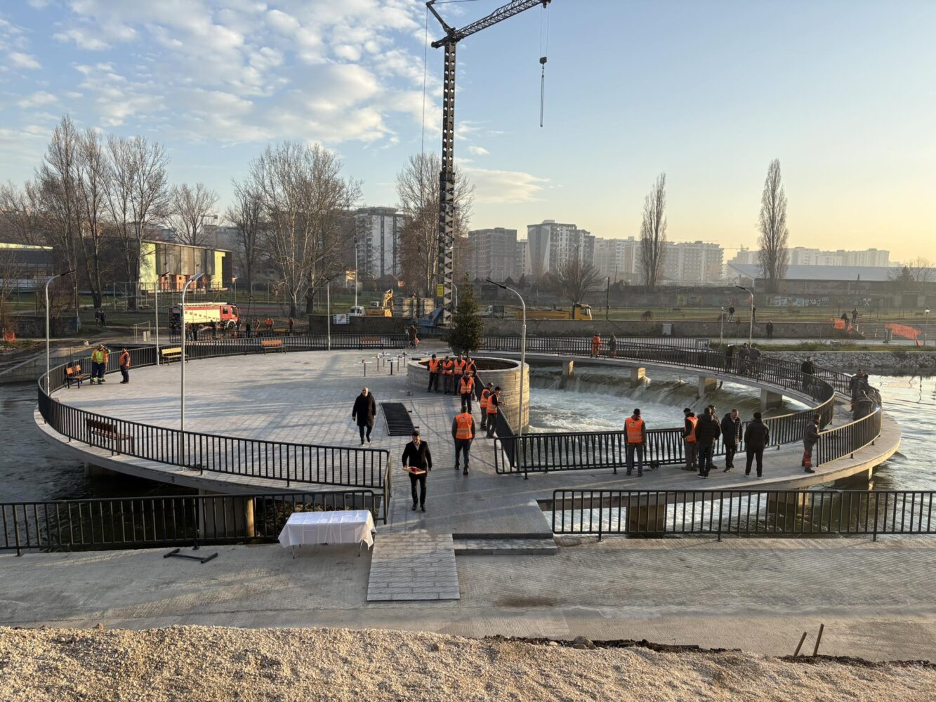 Përurohet ura e re për këmbësorë mbi lumin Ibër