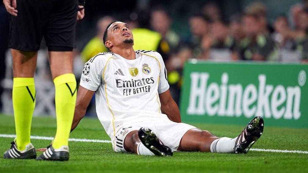 Trent Alexander Arnold jashtë fushës për muaj me Real Madridin