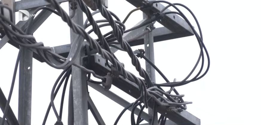 Qytetarët pa rrymë  KEDS i thotë që ka  kufizim të energjisë  e jo reduktime