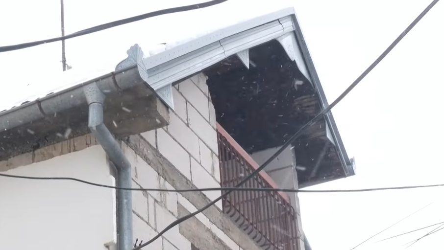 I dyshuari për vrasjen e nënës në Restelicë kishte dënime për dhunë e trajtim psikiatrik