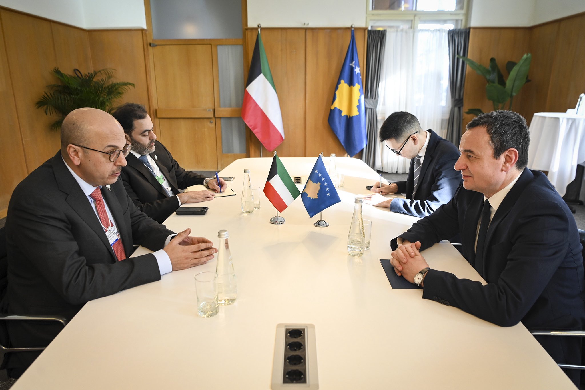 Kurti takon ministrin e Kuvajtit: Diskutuam për një sërë mundësish investimi