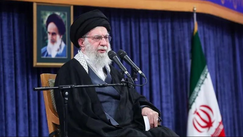 Udhëheqësi suprem i Iranit fajëson SHBA në për protestat vdekjeprurëse