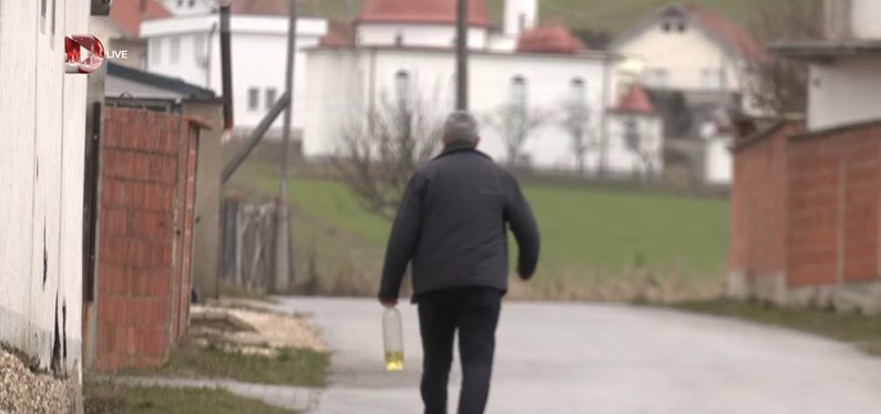  Thonë kryhet puna  askush s vjen    Fshatrat e Podujevës pa rrymë