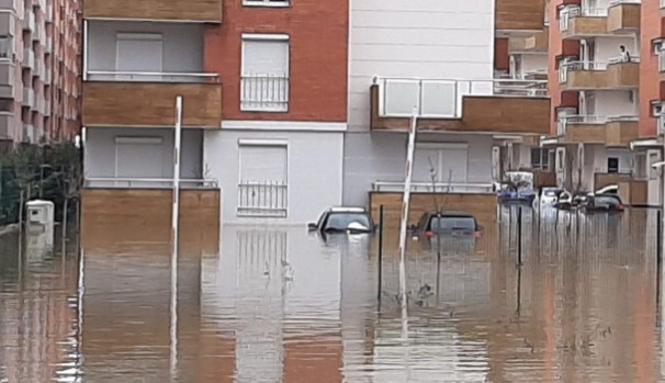 Pas vërshimeve  procesi mësimor shtyhet deri më 12 janar në të gjitha shkollat