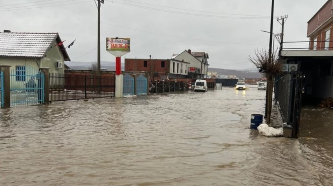 Uji në Miradi të Poshtme nuk rekomandohet për pije pas vërshimeve  njofton KRU  Prishtina 