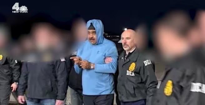 I rrethuar nga zyrtarë amerikanë  pamje të reja të Maduros në paraburgim