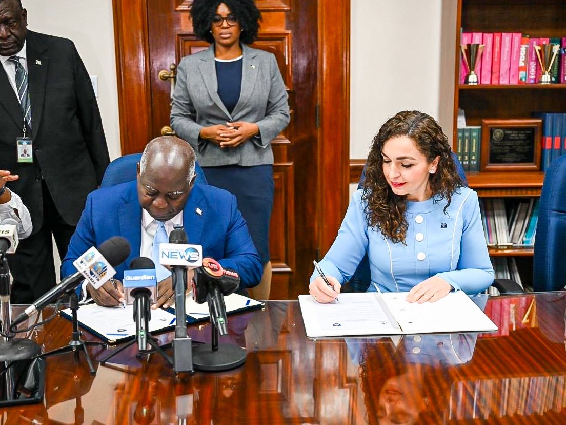 Kosova dhe Bahamasi nënshkruajnë marrëveshje për heqjen e vizave