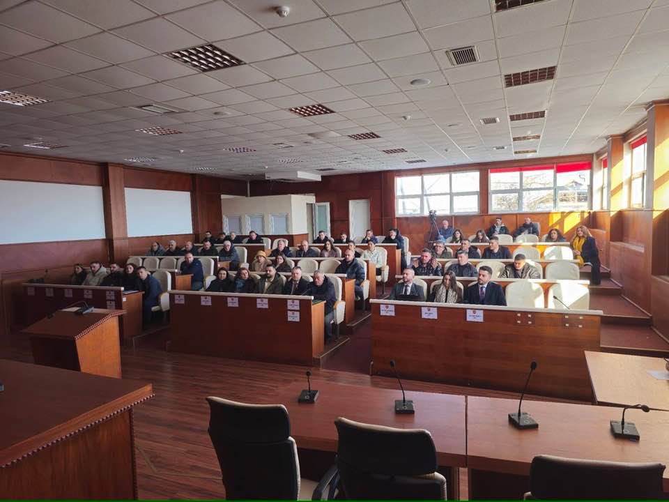 Gacaferi i VV së kërkon testim të menjëhershëm të asamblistëve në Junik për përdorim droge