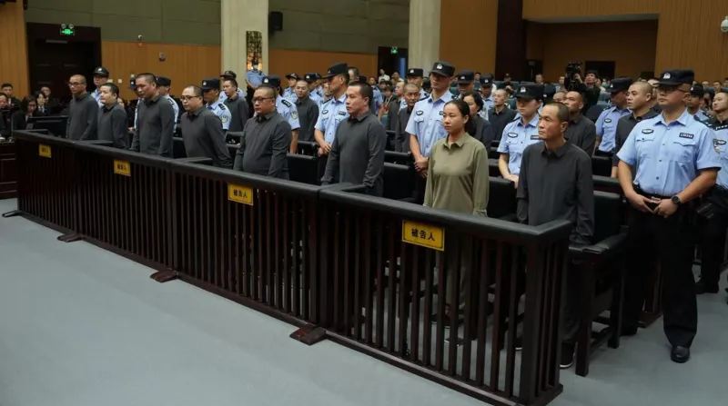 Kina ekzekuton 11 anëtarë të mafies së mashtrimeve nga Mianmari