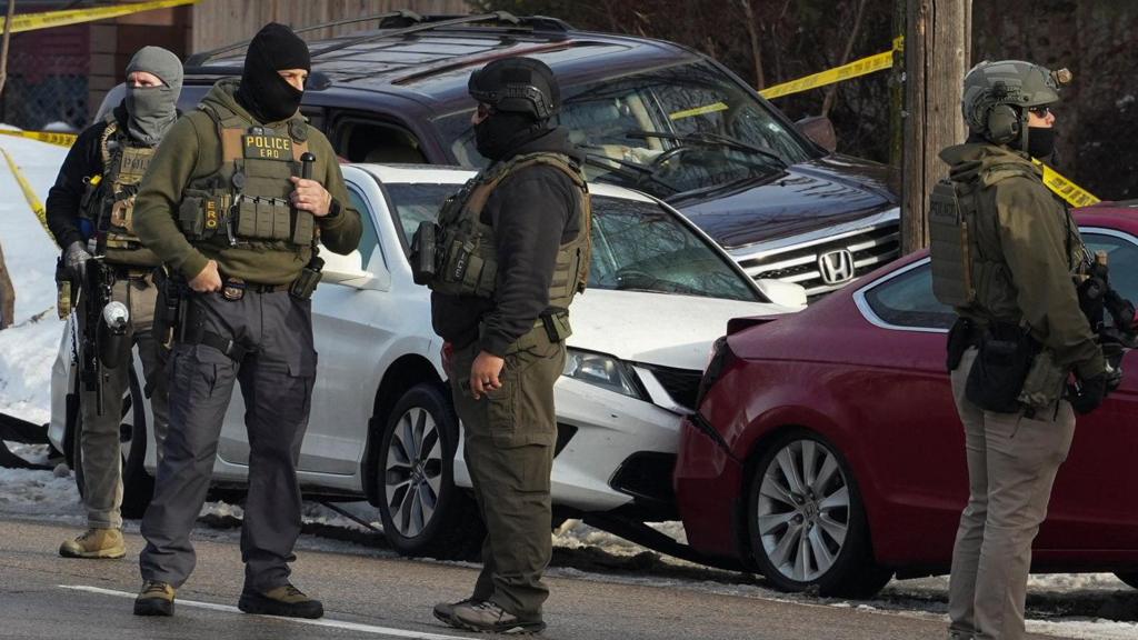 Një oficer i imigracionit në SHBA qëllon për vdekje një grua në Minneapolis