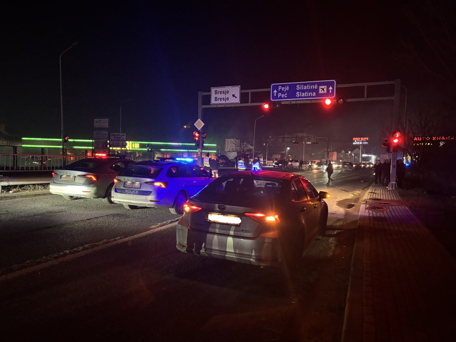 Aksident fatal në Bresje të Fushë Kosovës  humb jetën një këmbësor  ndalohet një person