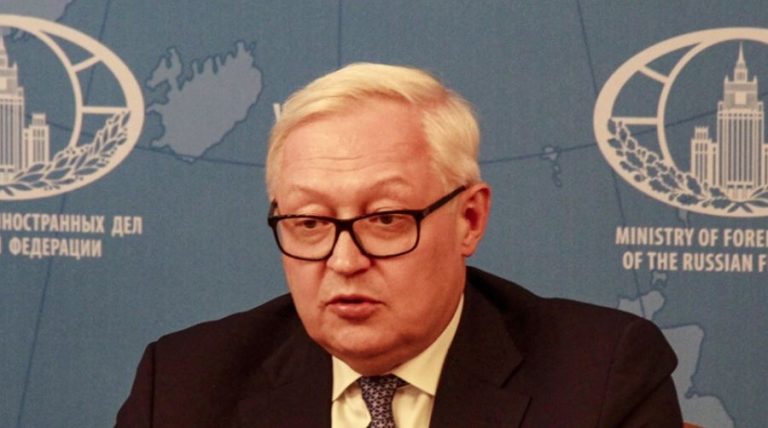 Rusia mohon se BRICS kërkon të transformohet në një aleancë ushtarake