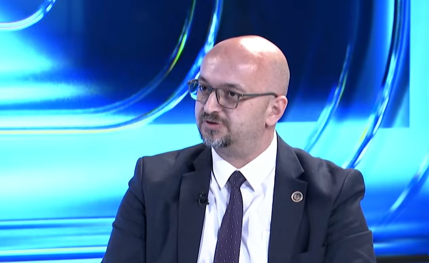 Stërvitjet afër kufirit, Shala: Faktori ndërkombëtar po hesht ndaj militarizimit të Serbisë