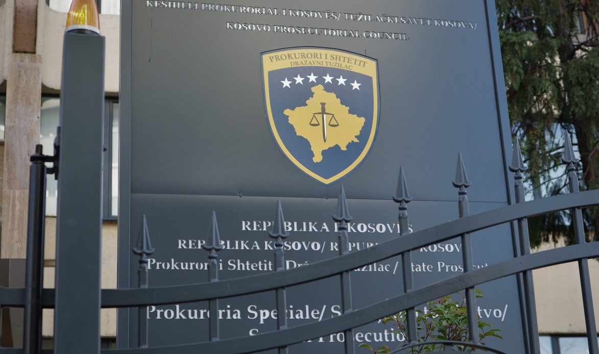 Vazhdon propagandimi i zyrës serbe për “Kosovë dhe Metohi”, arrestimin e serbit për krime lufte e quan përndjekje të serbëve në Kosovë