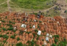 Kampi i Kongos: Ebola mund të përhapet me shpejtësi, të paktën 30 të vdekur