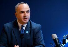 Manaj: Verifikimi i nënshkrimeve për Kuvendin e jashtëzakonshëm drejt fundit