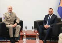 Maqedonci priti në takim lamtumirës atasheun çek të mbrojtjes, vlerëson bashkëpunimin mes dy vendeve