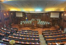 Deputetët e PDK-së dhe Aleancës sërish në sallën e Kuvendit