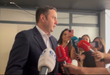 Abdixhiku pas takimit me grupin parlamentar: Më lejoni pak kohë, nuk ka asgjë tjetër