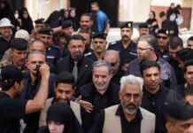 Irani thotë se marrëveshja me Omanin është në fazën përfundimtare, por SHBA duhet të veprojë për hapjen e Hormuzit