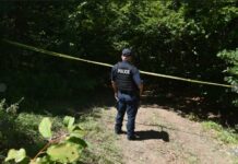 Mujanoviq pas zbulimit të dy varrezave masive në Zubin Potok: Regjimi i Millosheviqit la plagë të hapura, komuniteti ndërkombëtar po mbyll sytë