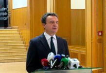 Kurti fton liderët opozitarë në takim