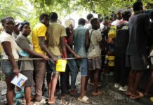 Dhuna nga bandat përhapet në Haiti, afro 1.5 milionë persona janë larguar nga shtëpitë