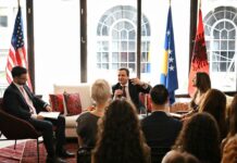 Kurti në New York: Qeveria do të angazhohet për korrigjimin e verdiktit në Hagë