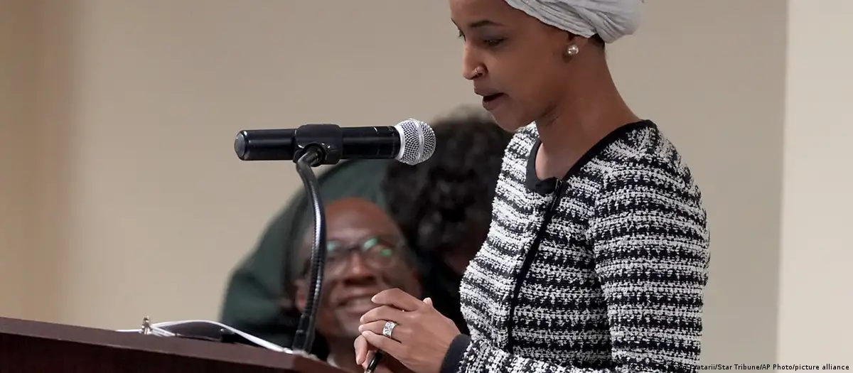 Agjentët federalë bastisin shtëpinë e kongresmenes Ilhan Omar, kritike e Trumpit